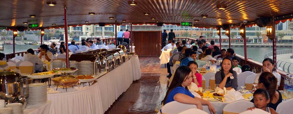 dhow cruise dinner